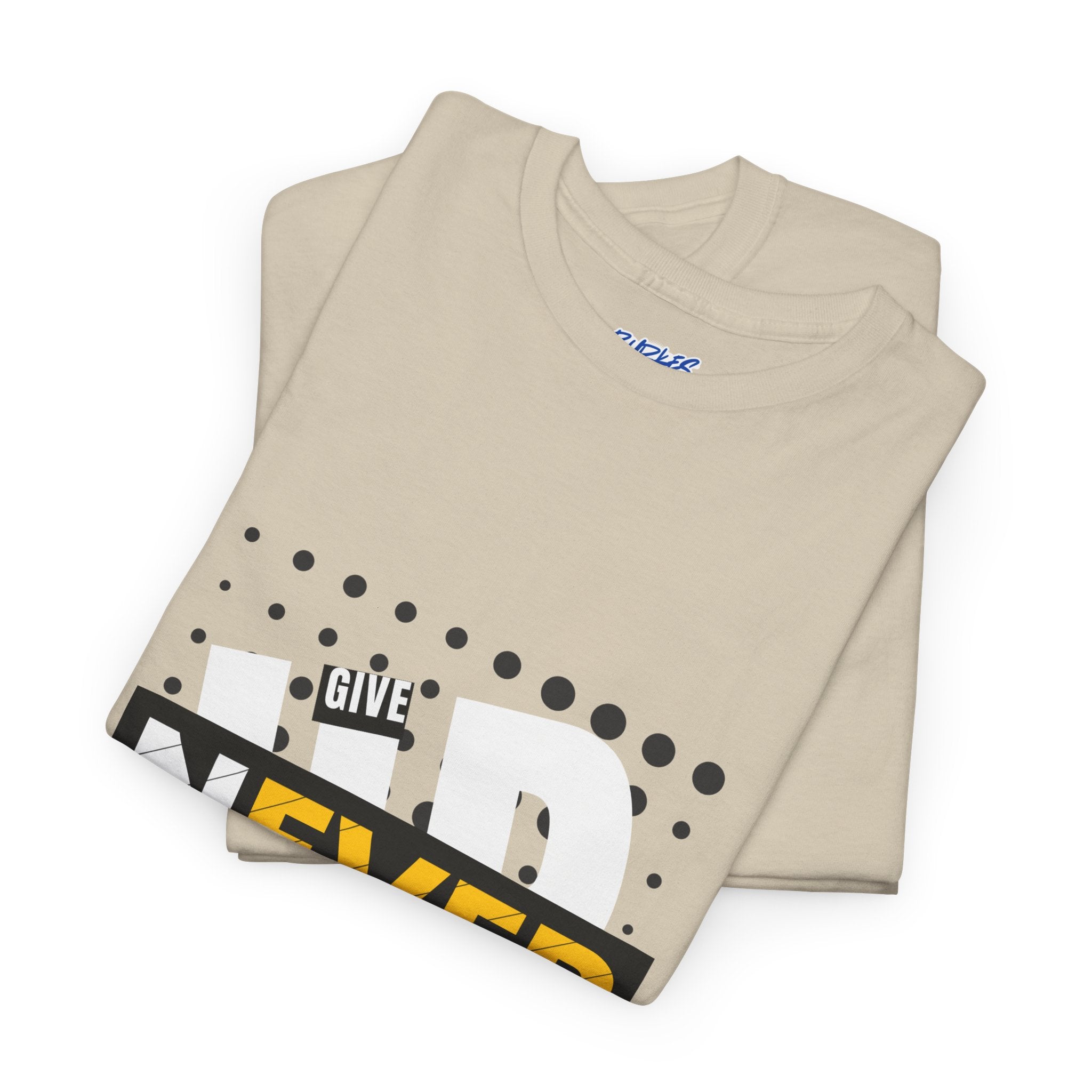 Unisex never give up Heavy Cotton Tee