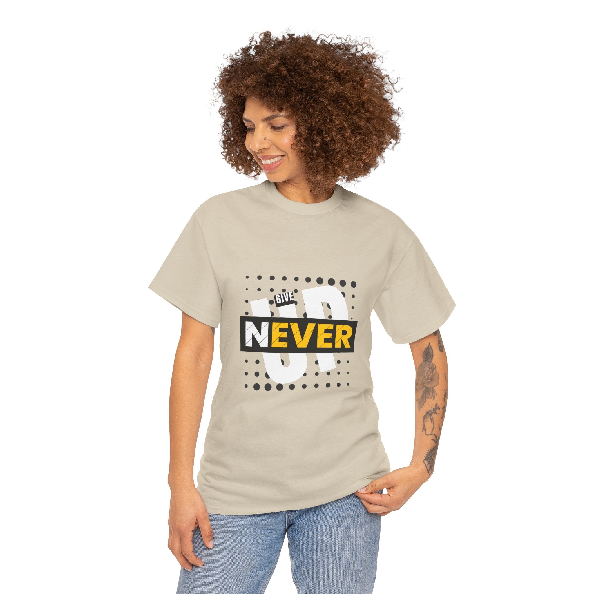 Unisex never give up Heavy Cotton Tee